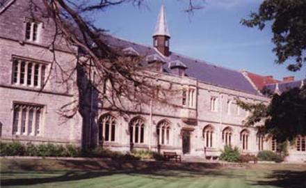 英国留学新政优惠即将消失