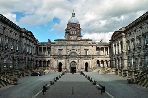 爱丁堡大学教育学2015年申请须提交雅思成绩