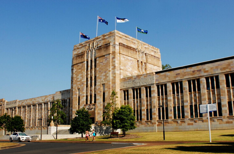 澳洲留学：昆士兰大学丰富的预科奖学金