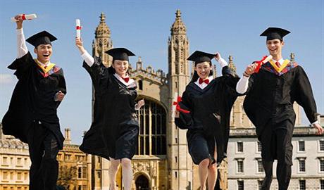 留学热助推高考弃考 留学本科生人数增长可观