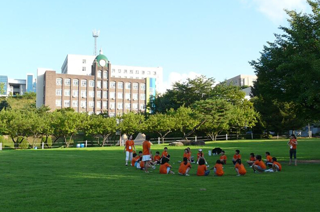 韩大学用中文授课 称中国学生韩语差跟不上进度