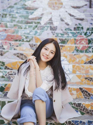 高材生美女空灵破表 受封“最美留学生”