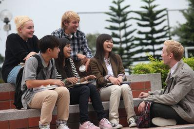 去英国留学需要带什么